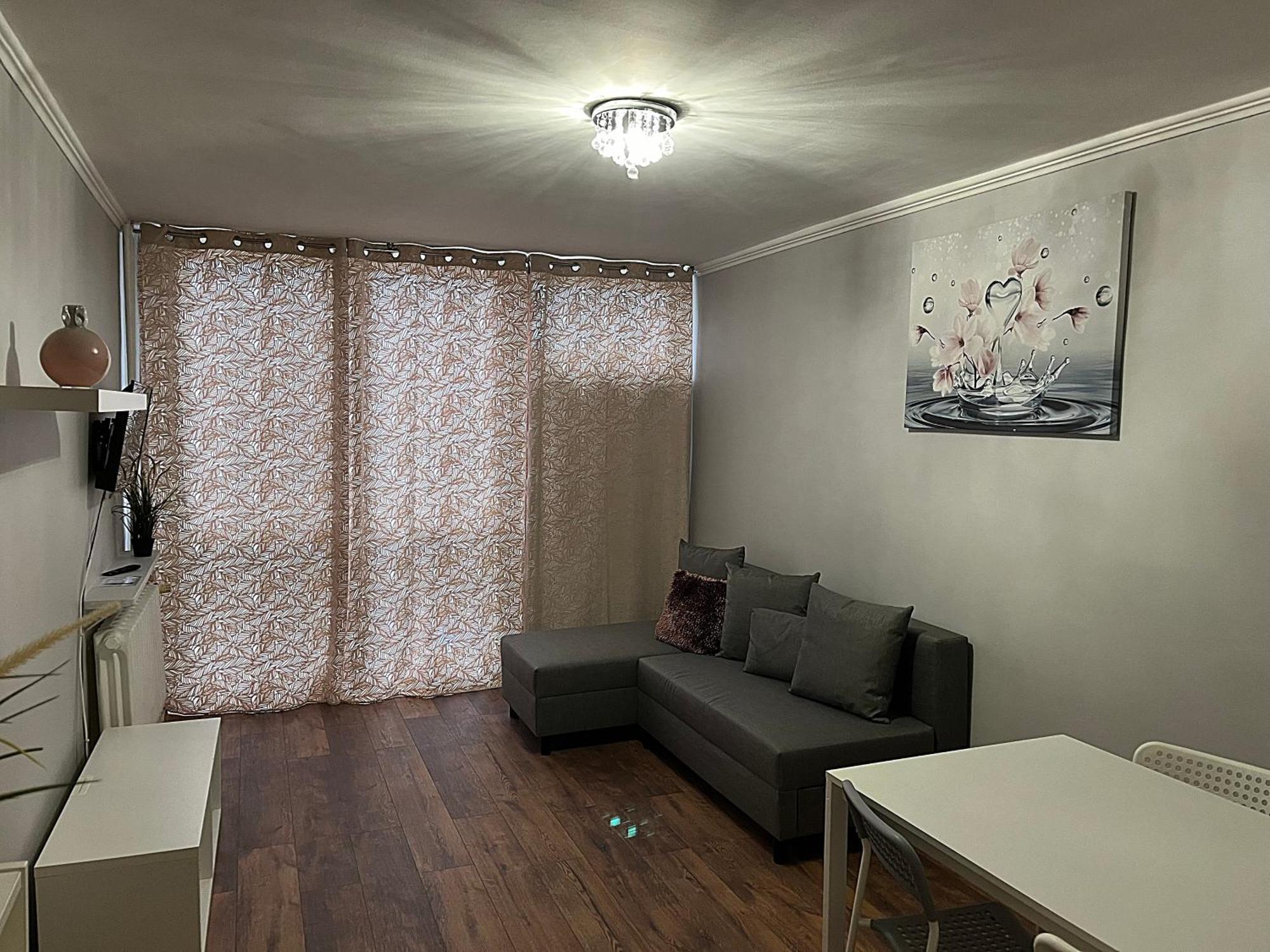 Coser Apartamenty Grzybowska ワルシャワ エクステリア 写真