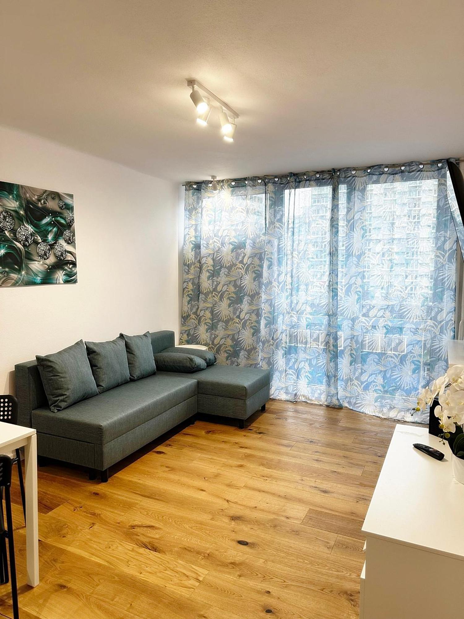 Coser Apartamenty Grzybowska ワルシャワ エクステリア 写真